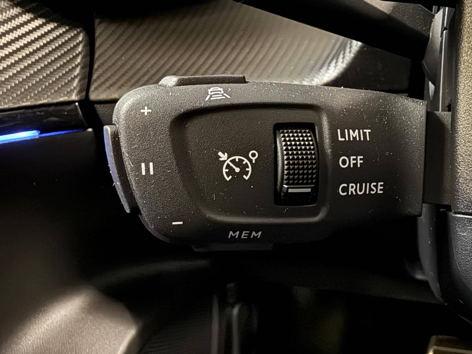 Peugeot 2008 Hybrid GT e-DSC6