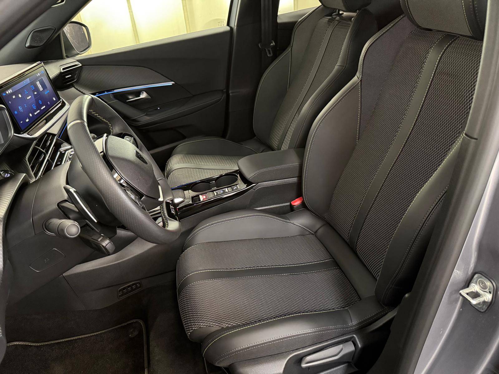 Peugeot 2008 Hybrid GT e-DSC6