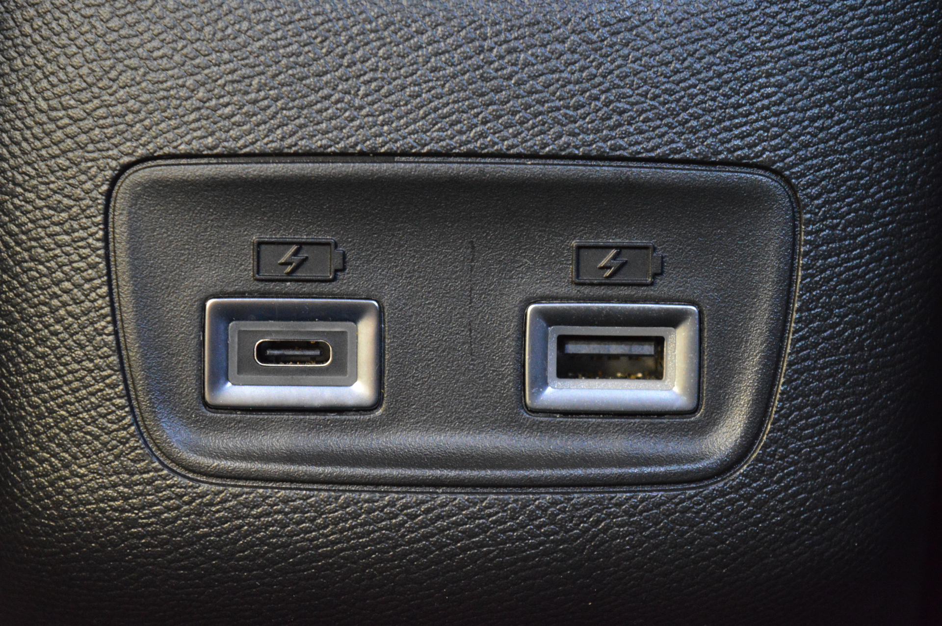 Peugeot E-2008 Electric GT Auto