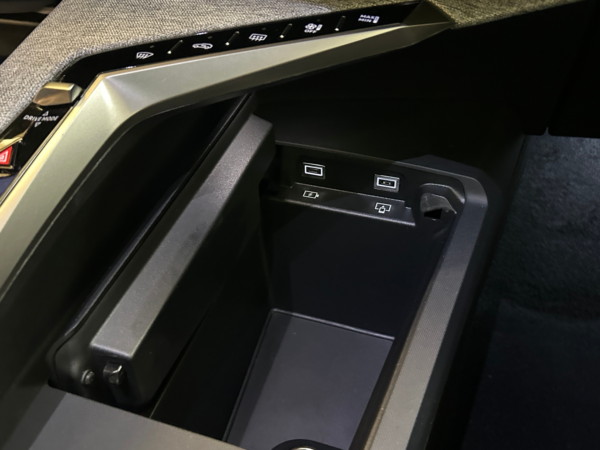 Peugeot 3008 Hybrid e-DSC6 GT