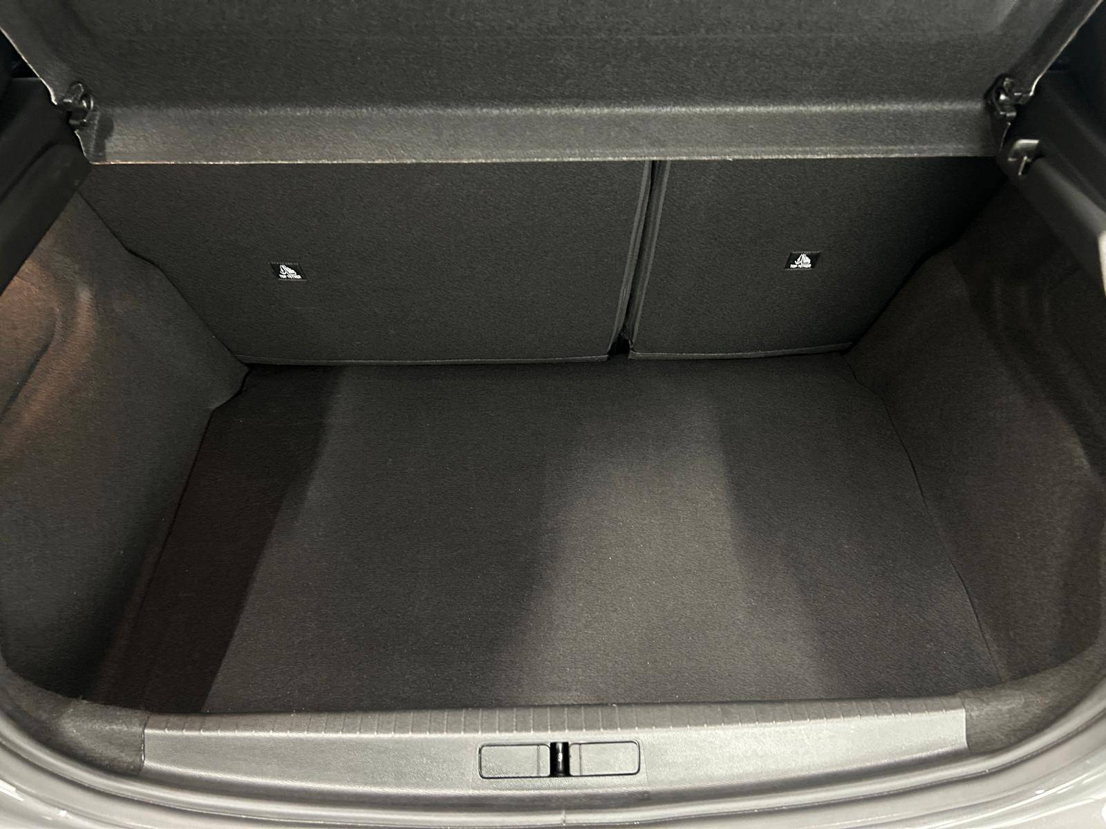 Peugeot 208 Hybrid Allure e-DCS6