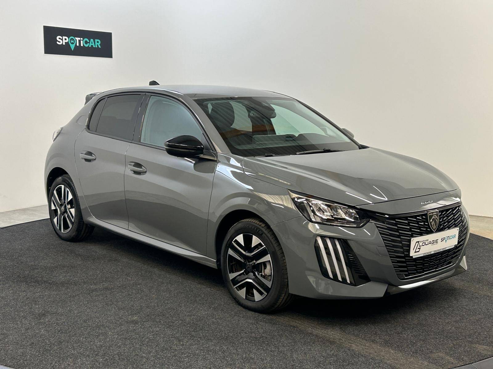 Peugeot 208 Hybrid Allure e-DCS6