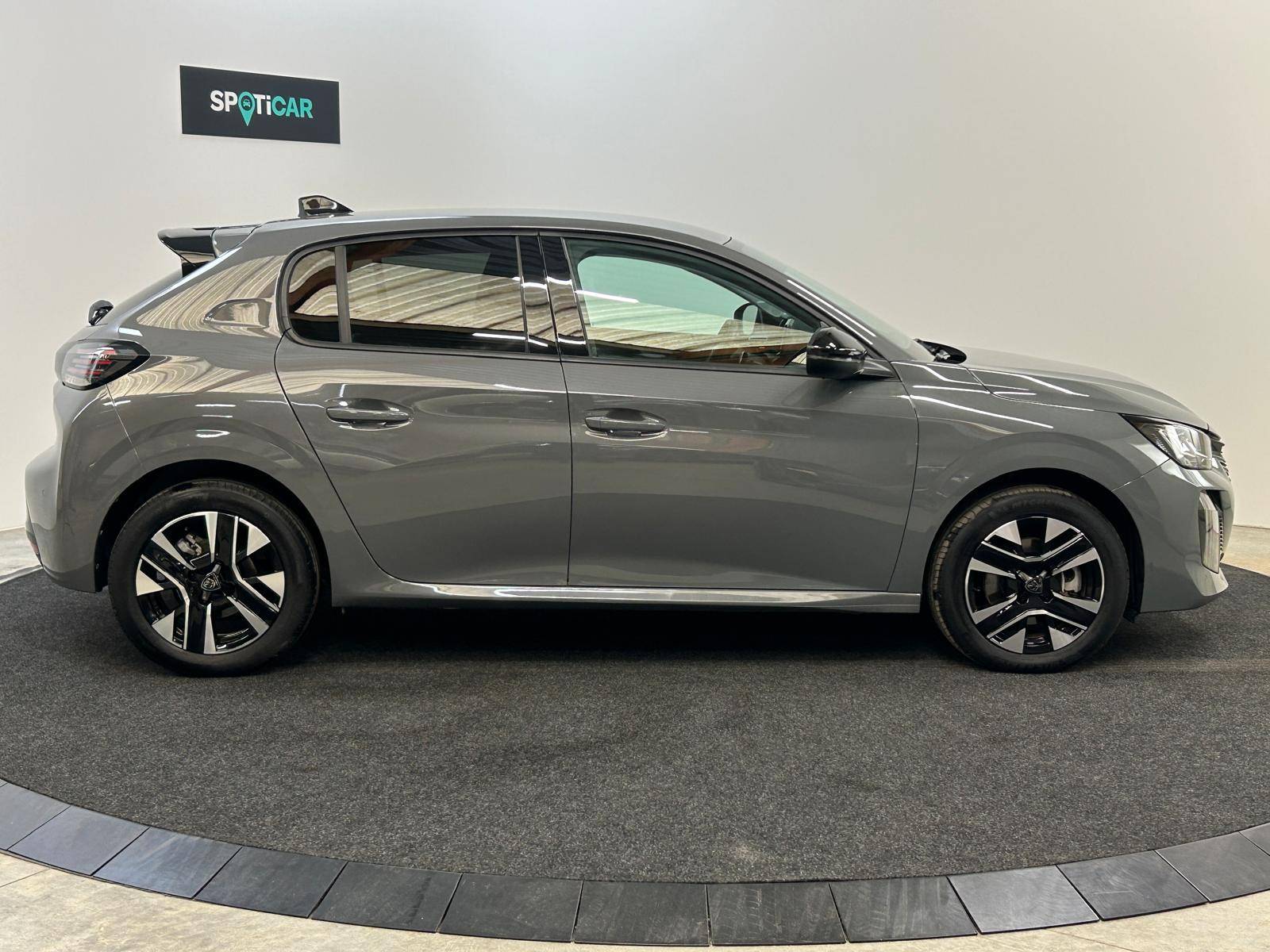 Peugeot 208 Hybrid Allure e-DCS6
