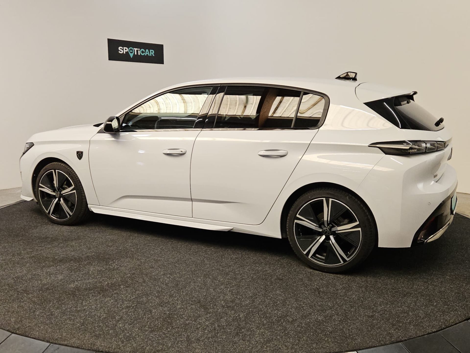 Peugeot 308 1.2 S&S GT EAT8