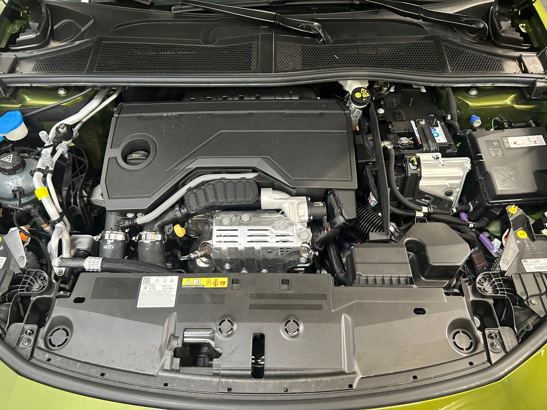 Peugeot 408 Hybrid GT Exclusive e-DCS6