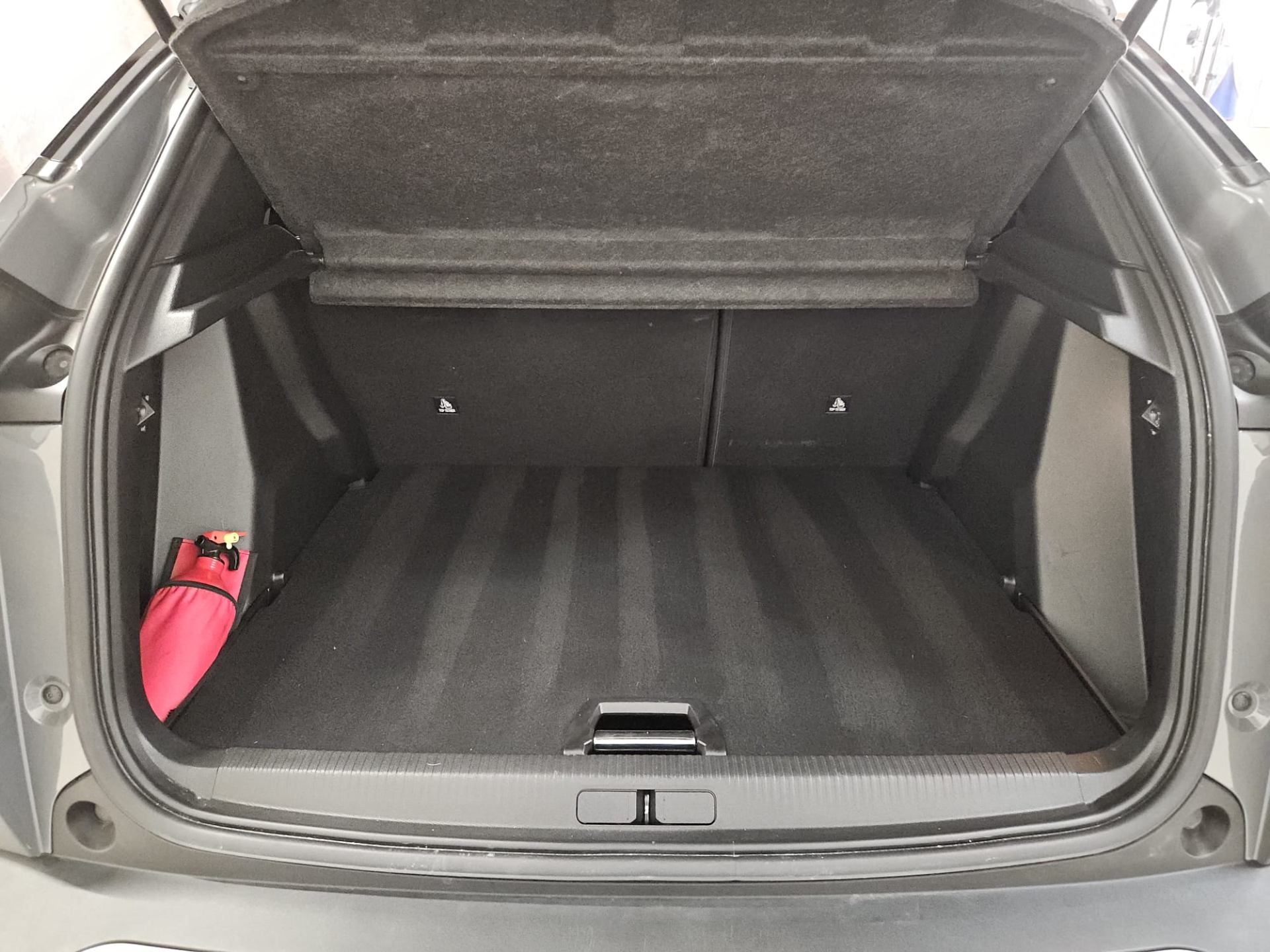 Peugeot 2008 Hybrid GT e-DSC6